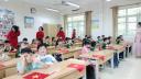 HS VÀO TRẢI NGHIỆM THĂM QUAN LỚP HỌC.jpg