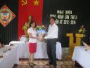 IMG_Dai bieu tang hoa chuc mung - IMG_Dai bieu tang hoa chuc mung.jpg